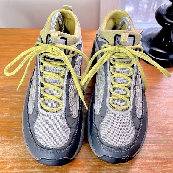 Montrail Men’s Trail Hiking Shoes - Unisex - Picture 6 of 16